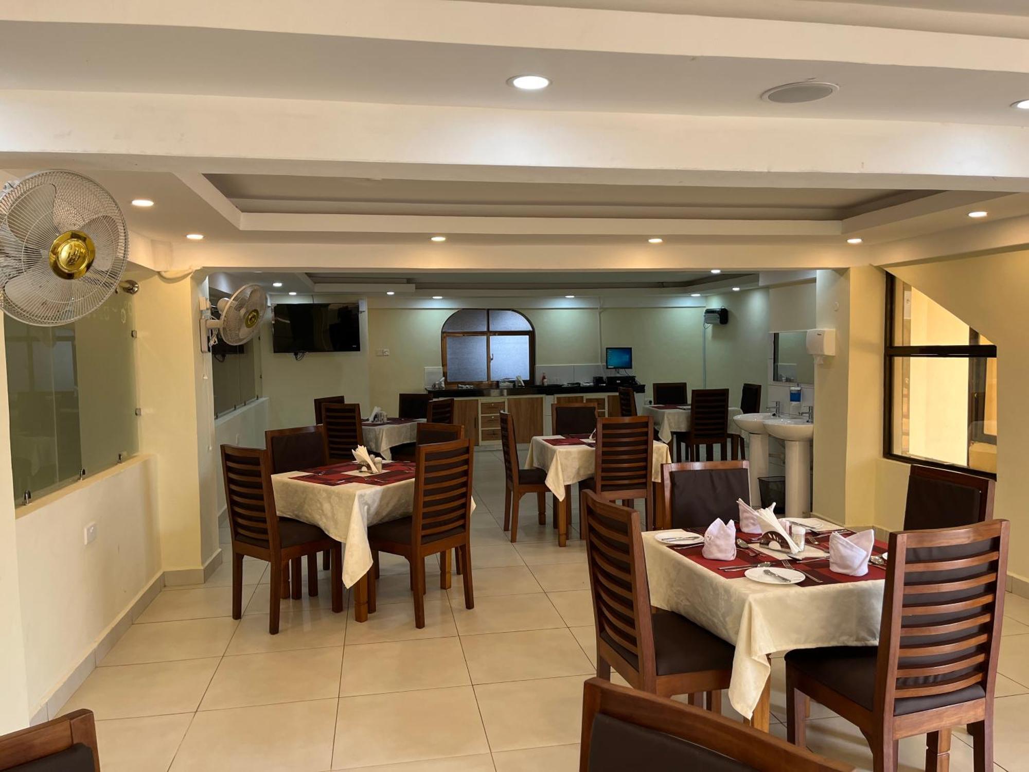 The Avid Hotel Voi Ngoại thất bức ảnh